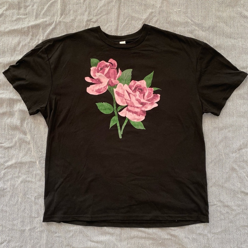 Pink Roses Black Graphic T-Shirt